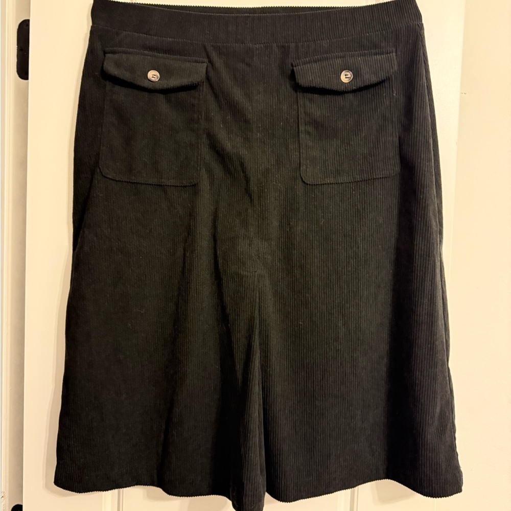 HALARA Black Corduroy Skirt